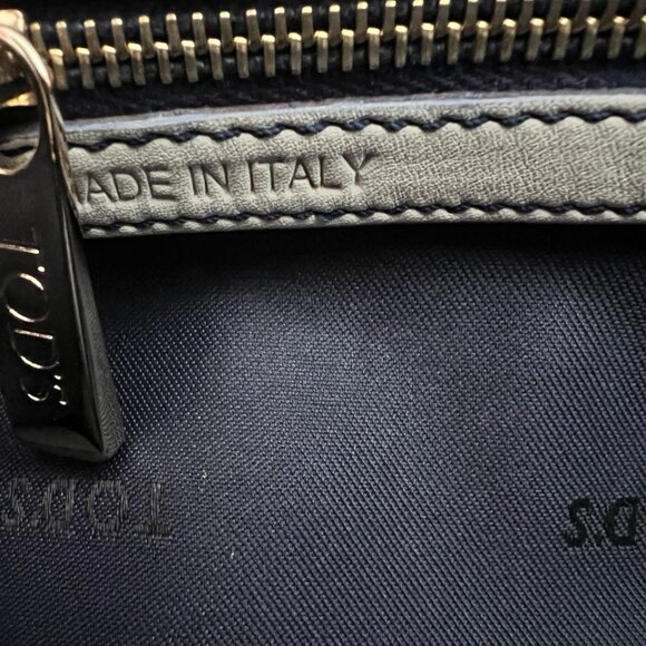 AUTHENTIC Italian Designer Tod's 'D Bag' Shoulder Bag - Picture 7 of 15